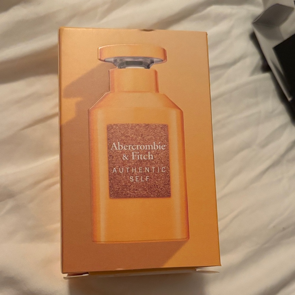 Abercrombie & Fitch Authentic Self Body Oil - Orange
